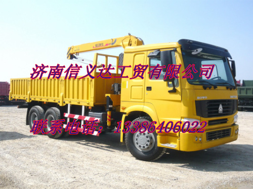 HOWO6X4随车吊/
