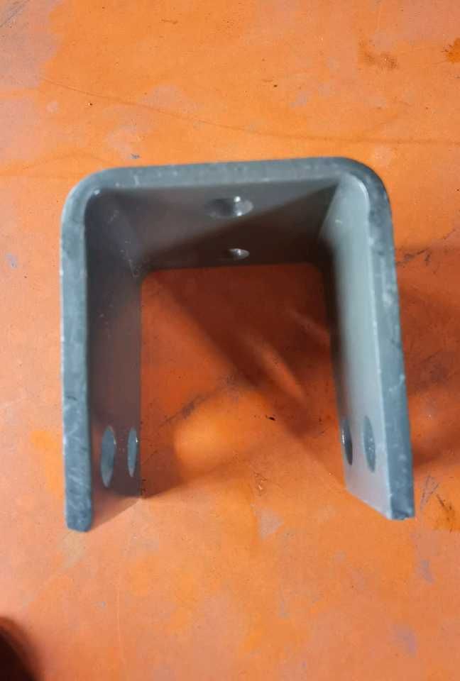 变速器辅助支撑安装支架 WG9770590385