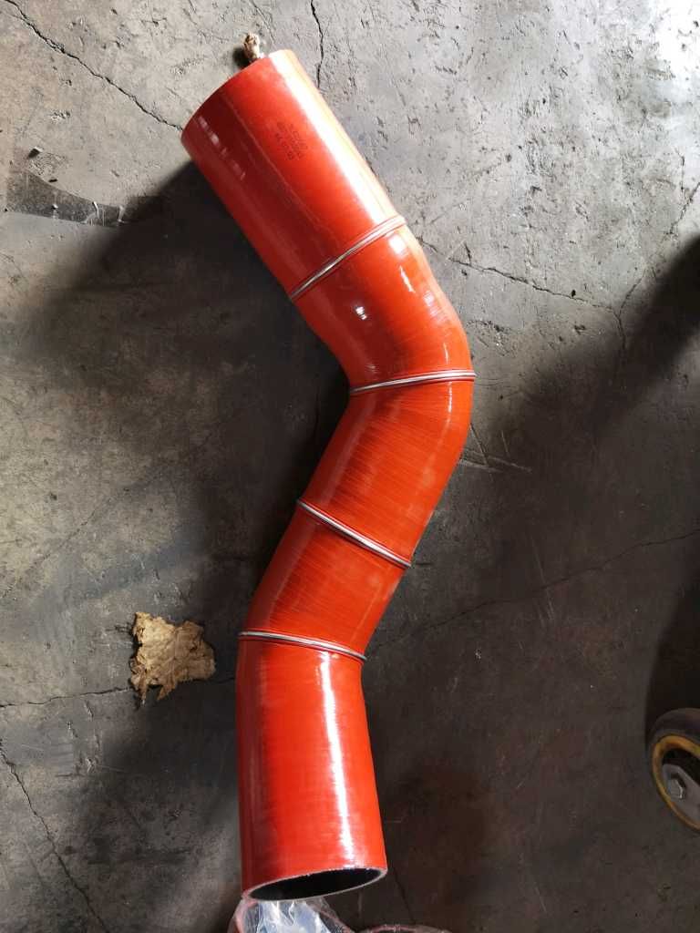 中冷器胶管,88013150043