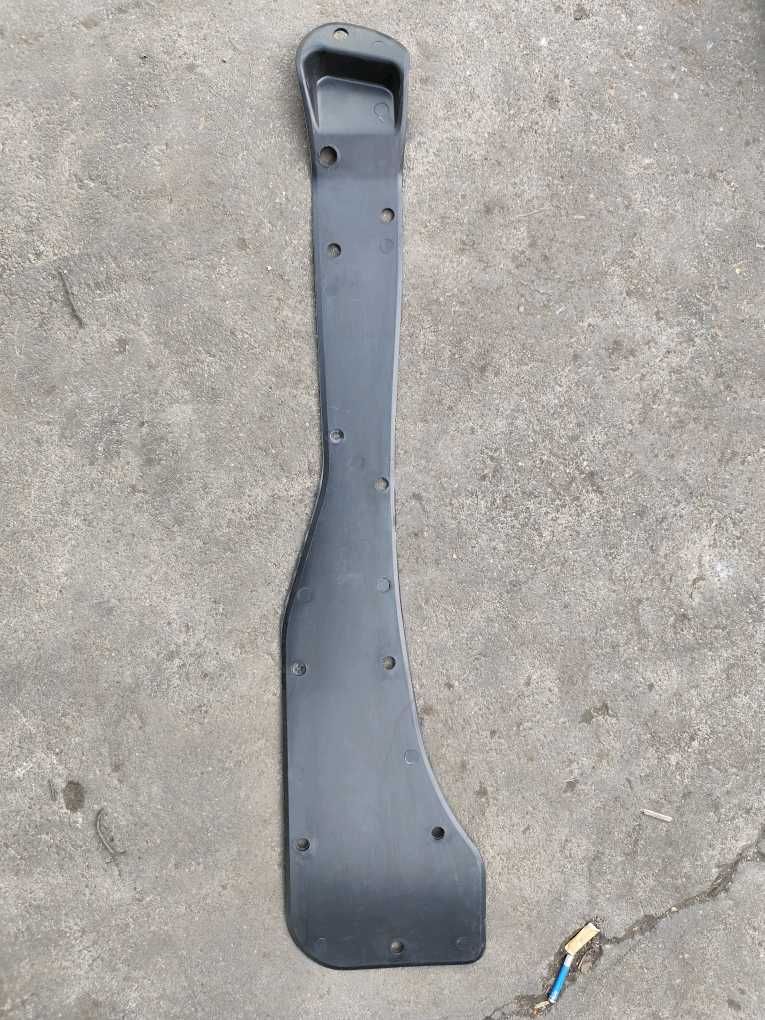 4190001098542車門鎖蓋板