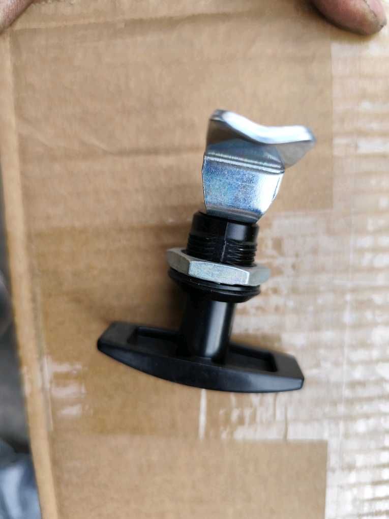 4190001098577面罩锁 新款