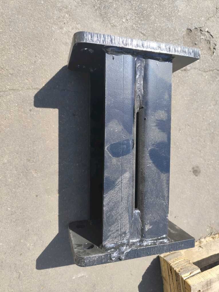 87028010084中間橫梁