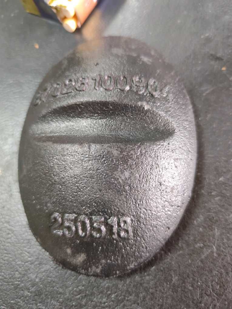 87028100904大箱騎馬螺栓墊塊