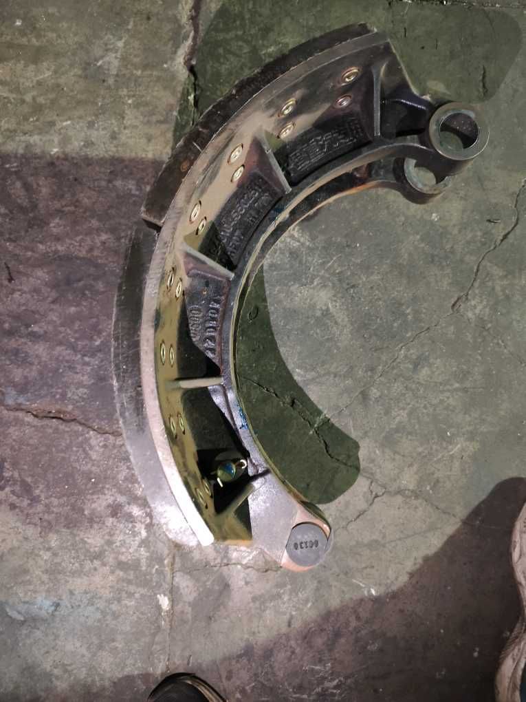 WG4009452518前刹车片