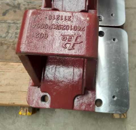 2501026KP006A后鋼板座 右