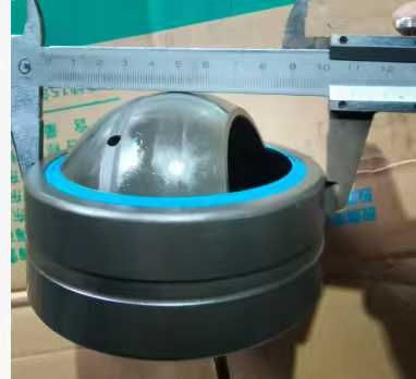 B221500000101GEG60ES-2RS關(guān)節(jié)軸承 60-105