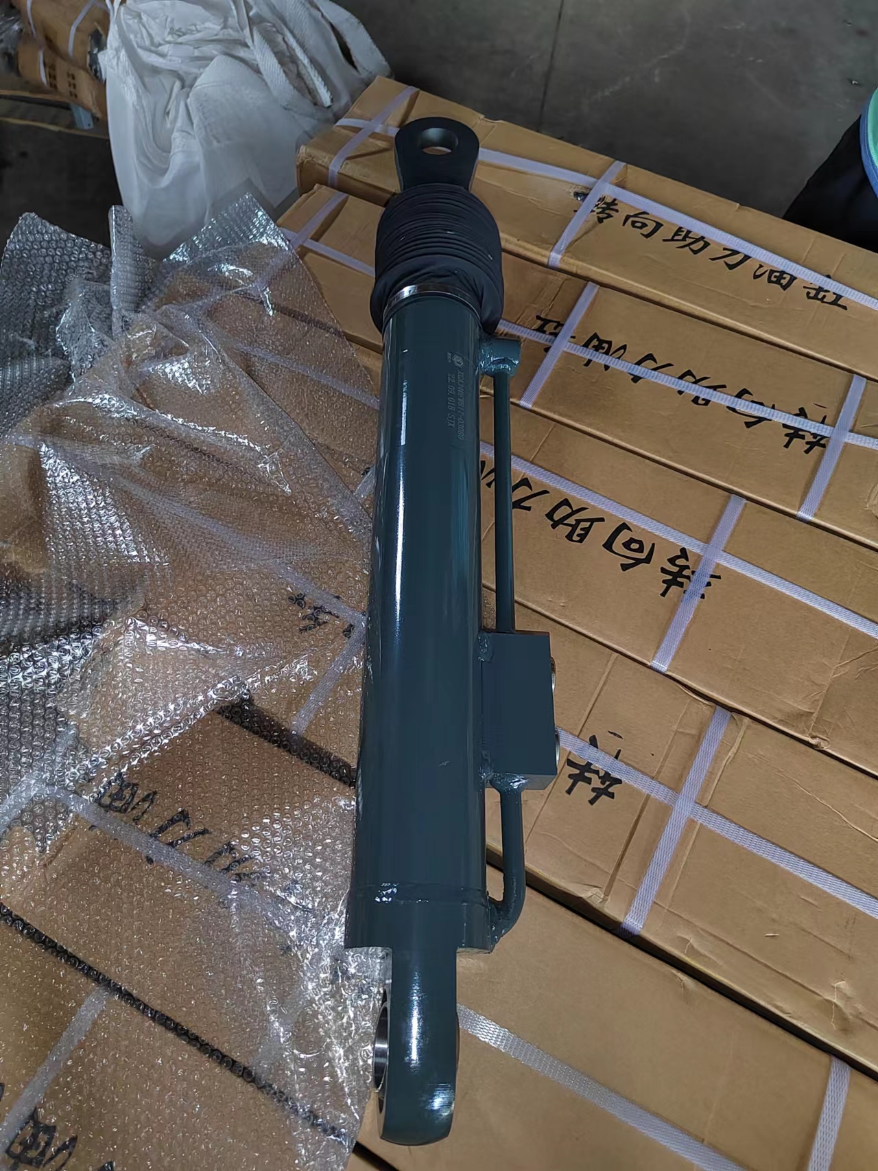 XGA34DFW817-03080轉(zhuǎn)向動力缸