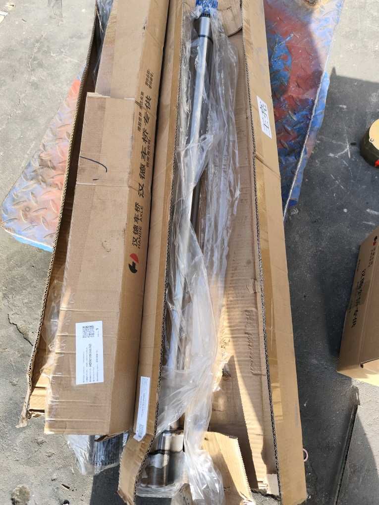 HD90149346743制动凸轮轴 右