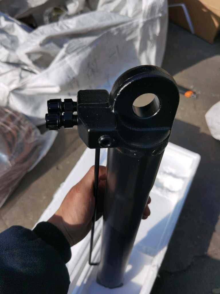 驾驶室举升缸图2