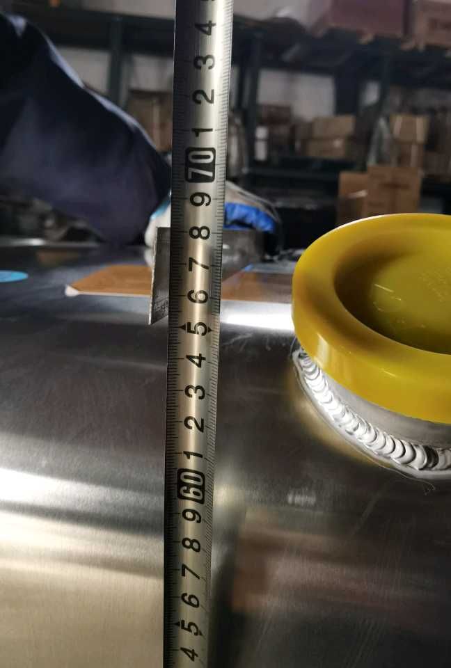 油箱总成 （双腔）图3