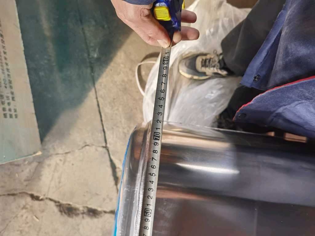 油箱总成 （双腔）图2