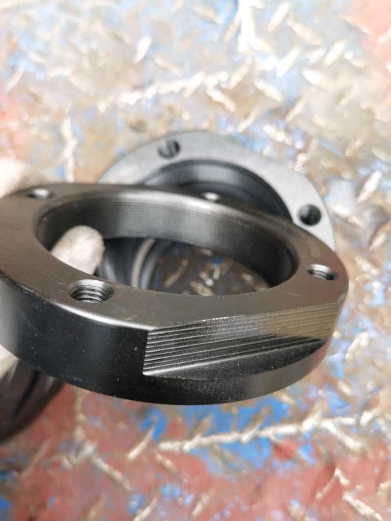 平衡轴螺母 4孔图2