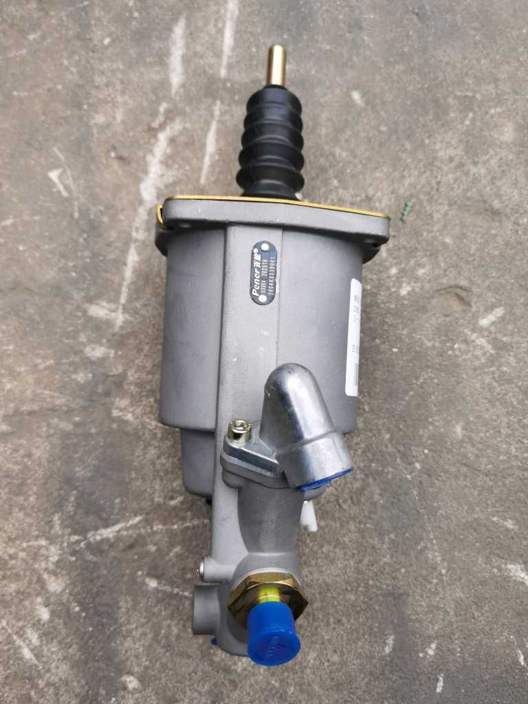 离合器助力缸图2