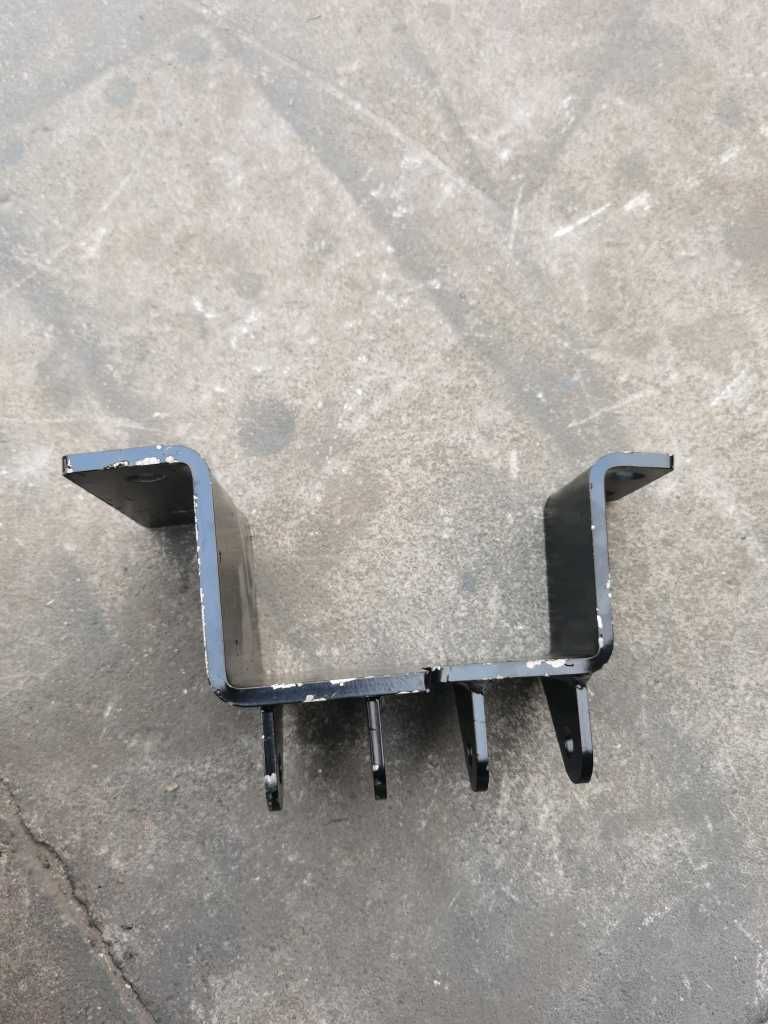 后悬连接支架，驾驶室减震图2