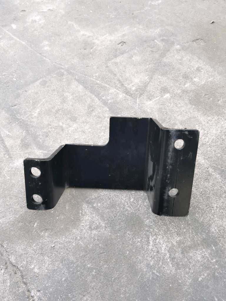 后悬连接支架，驾驶室减震图3