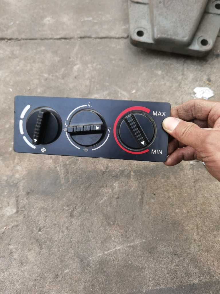 空调操纵面板图2