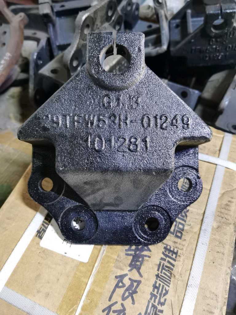 前簧前支架 自卸车 29TFW53H-01249