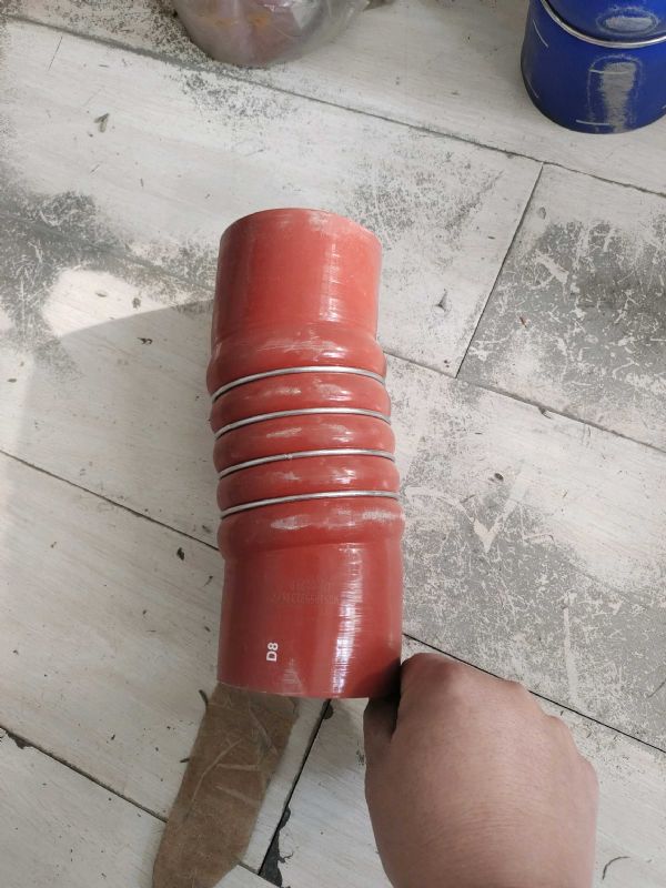 中冷器进气胶管图2