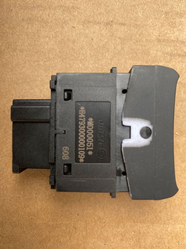 驾驶室照明/门开关闭驾驶室照明开关