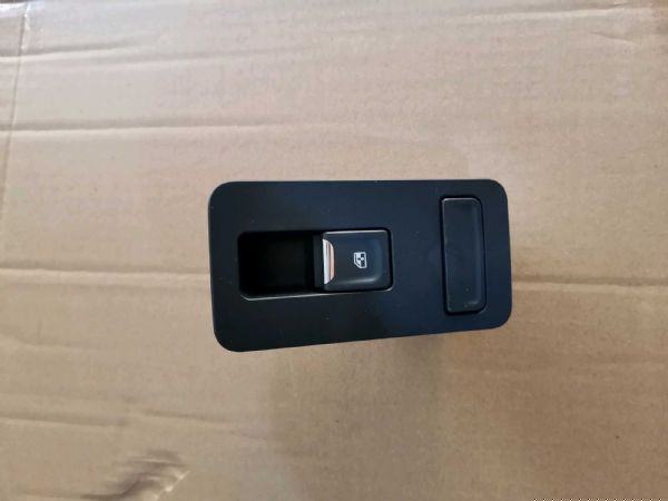 副司机门控开关总成