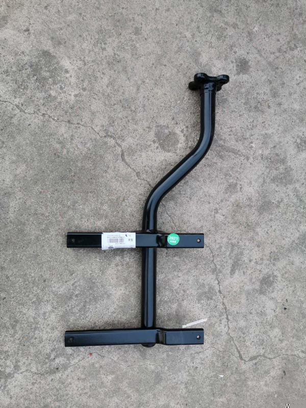 左后挡板支架总成