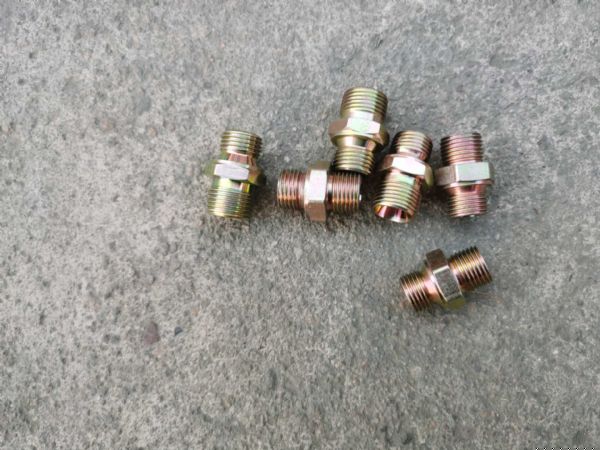 手动油箱转换接头