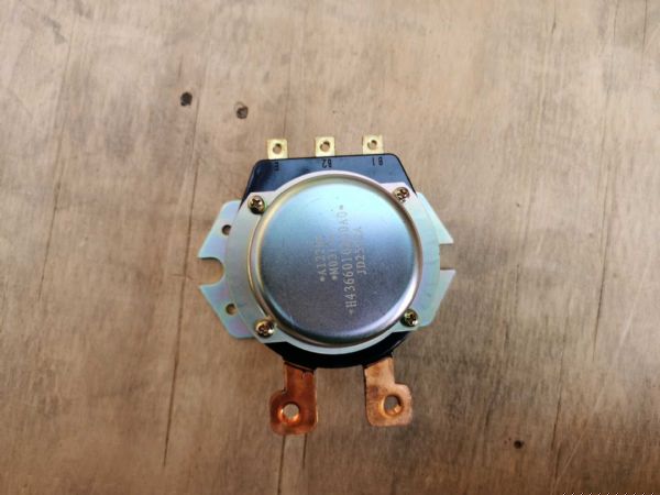 电磁电源总开关