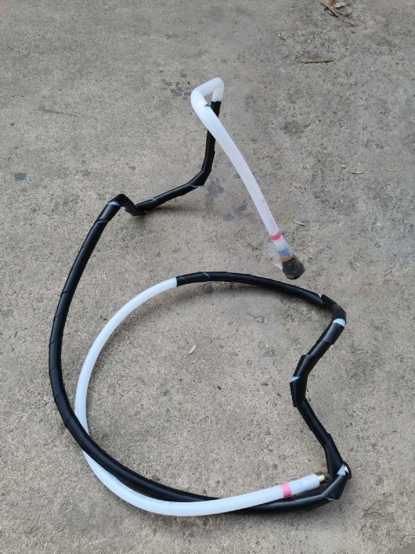 供油管-副油箱到转换阀