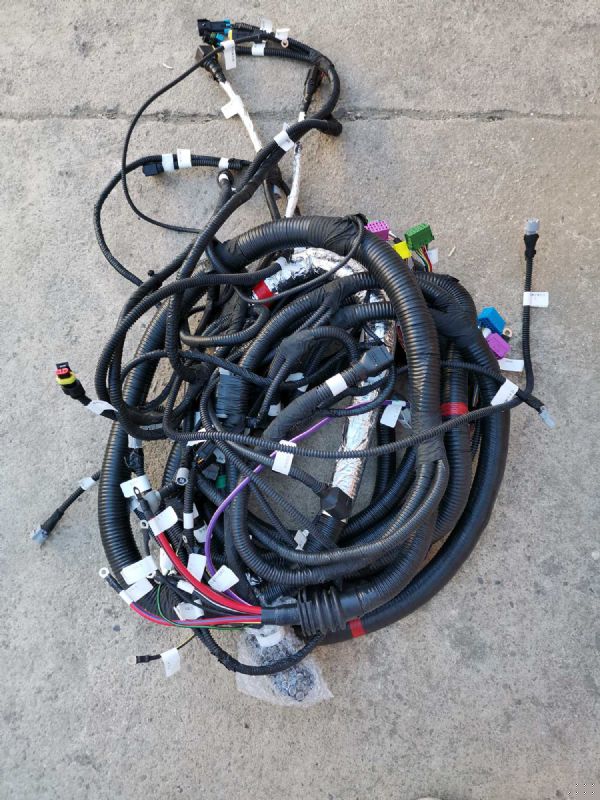 前车架线束总成