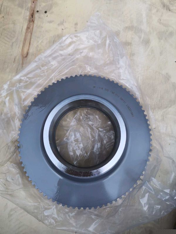 行星齿圈保持架