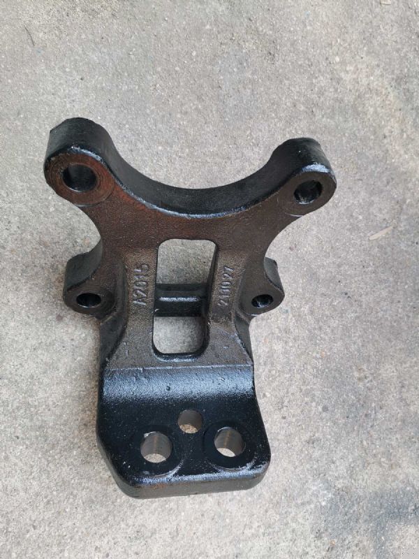 左前动力悬置主动侧支架