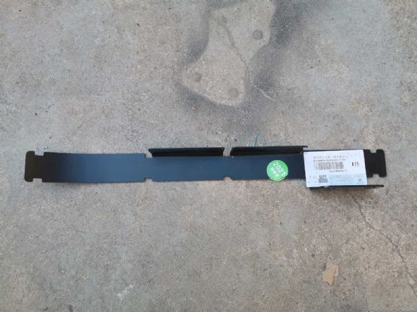 管线固定支架（前悬置右上）