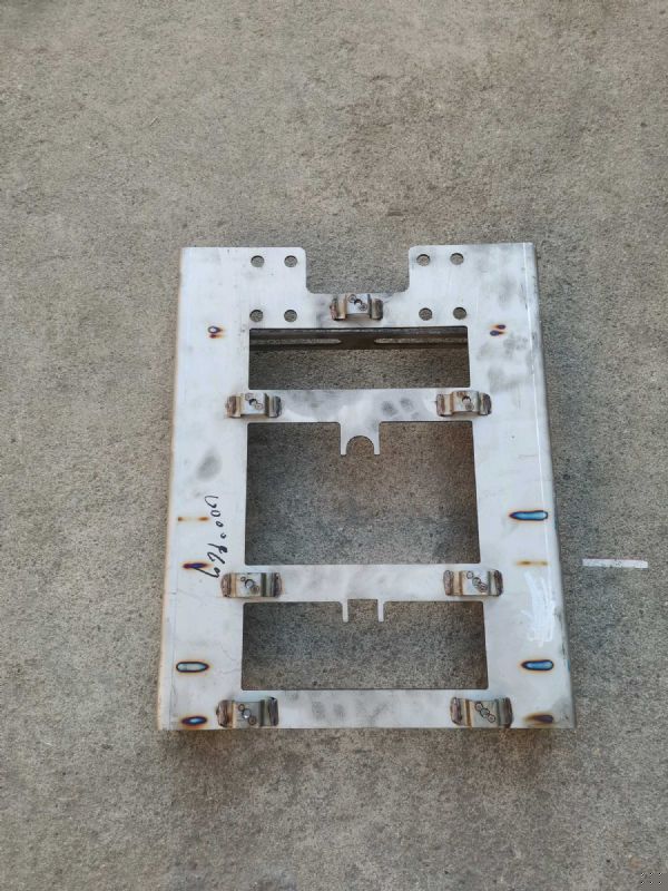 后处理护板支架