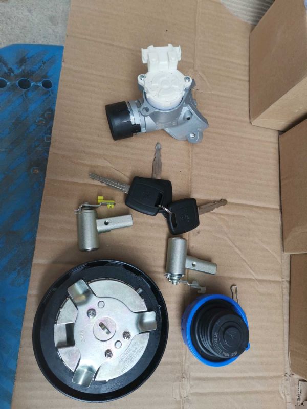 全车锁/GTL单油箱盖