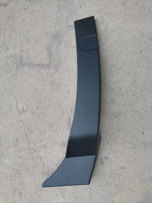 右后挡泥板外饰板总成