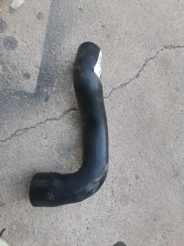 发动机出水软管