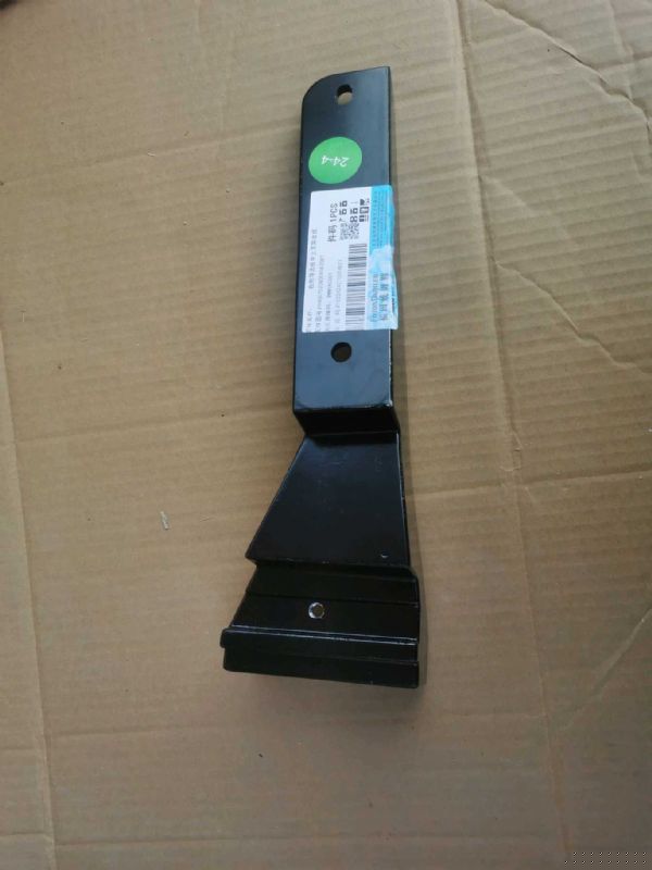 右侧导流板中上支架总成