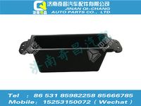 az1651160031,豪瀚配件 豪瀚中控板杂物盒WG1651160031,济南奇昌汽车配件有限公司