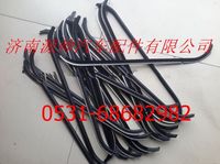 ,北方奔驰车门玻璃防水条 奔驰重卡驾驶室,济南源帅汽车配件有限公司