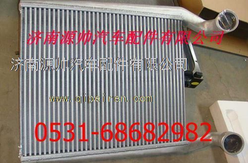 重汽豪沃中冷器图1