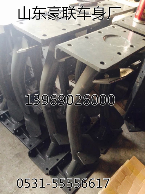 豪沃管状横梁总成德龙F3000管状横梁原厂背靠背梁,豪沃管状横梁总成德龙F3000管状横梁原厂背靠背梁,山东豪联车身制造厂