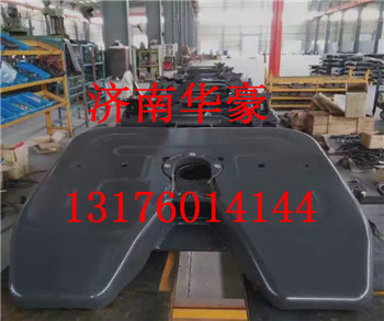 陕汽德龙F2000F3000X3000牵引座牵引盘鞍座,,济南华豪汽车配件有限公司
