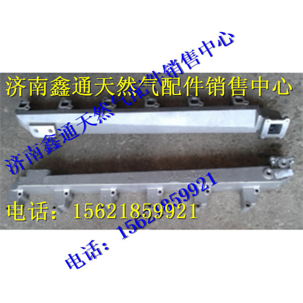 重汽天然氣發(fā)動機出水管/VG1540040231A