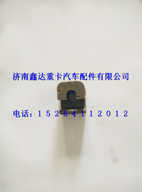 潍柴WP10共轨油底托块                         图1