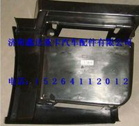WG1664231048  ,重汽豪沃A7高位上车踏板右                                               ,济南鑫达重卡汽车配件有限公司
