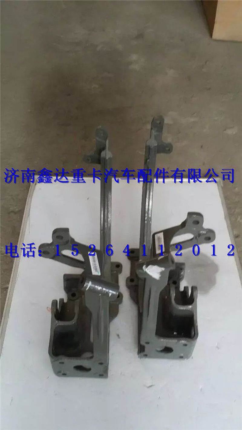 711-48200-6372      ,重汽豪沃T5G组合踏板操纵总成                                      ,济南鑫达重卡汽车配件有限公司