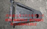 DZ95259590151     ,陕汽德龙M3000发动机支架     ,济南鑫达重卡汽车配件有限公司
