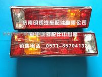 重汽豪曼配件组合后尾灯