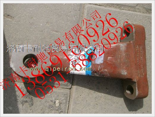 AK99000410001,欧曼转向直拉杆臂,济南卡耐驰汽车配件有限公司