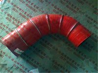 WG9719530318   中冷器出氣膠管